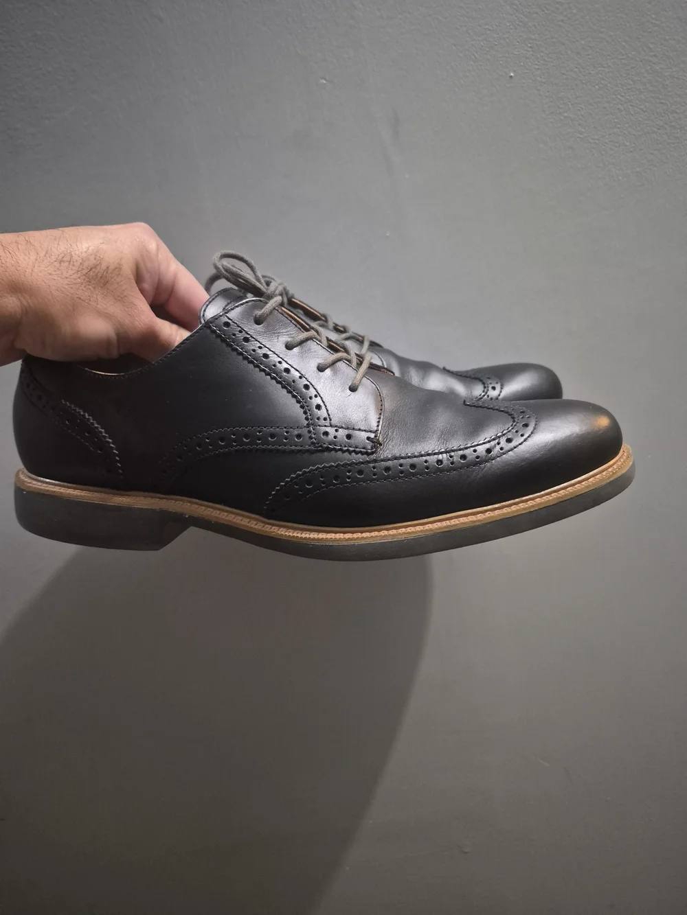 Mens Cole Haan Size 11  Leather Wingtip Derby Shoes - Classic Dress Oxford